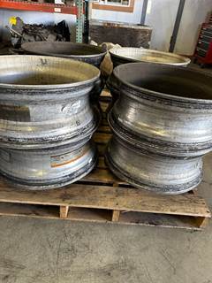 2016 Freightliner Cascadia Tire & Rim For Sale | Spokane Valley, WA ...