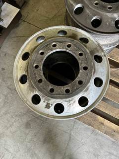 Kenworth W900L Tire & Rim