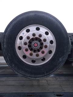 Peterbilt 520 Tire & Rim