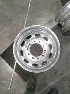 Peterbilt 579 Tire & Rim