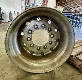 Alcoa 14 X 22.5 
Drive Wheel 
6.5" inset on one side and 9.5" on the other
P/N