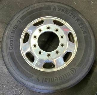 Kenworth T660 Tire