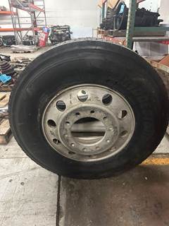 Kenworth T680 Tire