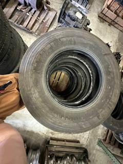 Kenworth W900L Tire