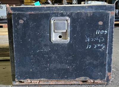 Kenworth T800 Tool Box