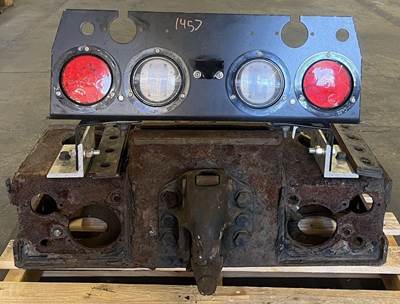 Kenworth T800 Trailer Hitch