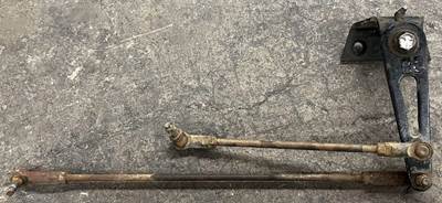 Steel clutch linkage pulled from a PACCAR truck. Parts are in good used