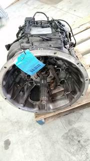 Eaton-Fuller FAOM-15810S-EC3 Transmission for a Kenworth T680