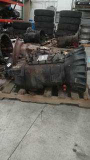Eaton-Fuller FO-22E318B Transmission for a Peterbilt 587