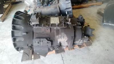 Eaton-Fuller FO18E313A-MHP-UTL Transmission for a Kenworth T880