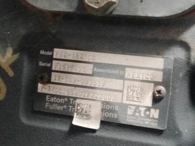 Eaton-Fuller FRO18210C Transmission for a Peterbilt 579