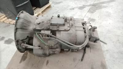 Eaton-Fuller RTLO16913A Transmission for a Peterbilt 387