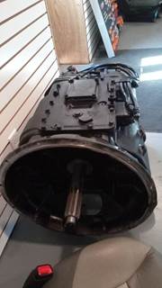 Eaton-Fuller RTLO18913A Transmission for a Kenworth T800