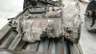 Eaton-Fuller Transmission for a Kenworth T800