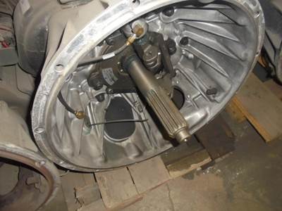 Eaton-Fuller FAO-16810S-EP3 Transmission for a Peterbilt 579