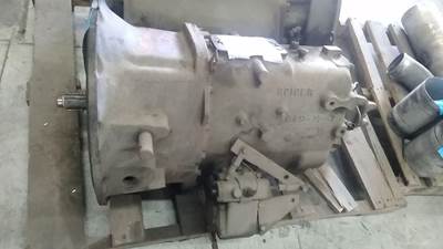 Spicer ES53-5D Transmission for a International 4900