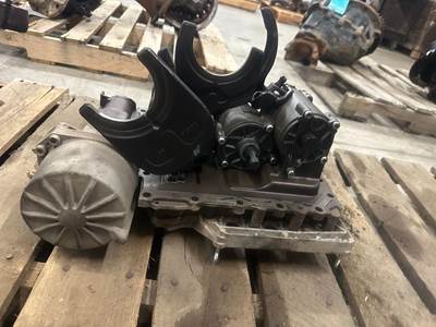 Genuine Eaton Mechatronic Transmission Module Without TCM
Taken off a PACCAR