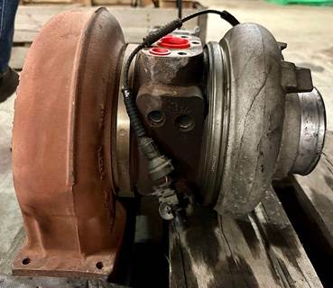 Paccar MX-13 Turbocharger / Supercharger