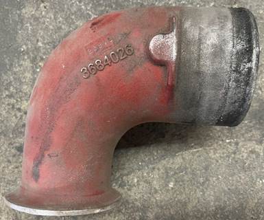 Cummins ISX turbo air transfer tube elbow/ connection pulled from a PACCAR truck