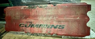 Cummins ISX 450ST Valve Cover for a Peterbilt 378