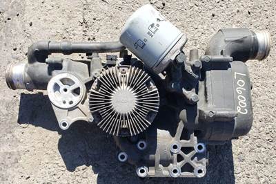 Paccar 579 Water Pump for a Peterbilt 579