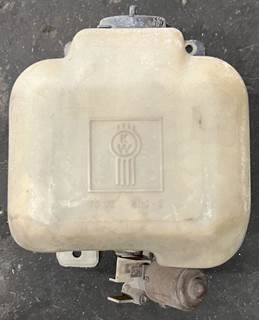 Windshield washer fluid reservoir pulled from a Kenworth. Reservoir is in good