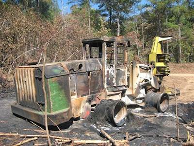 John Deere 843J Feller Buncher