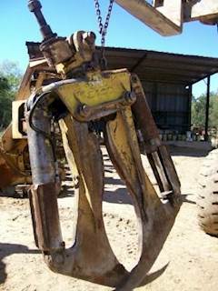 Caterpillar 525B Skidder