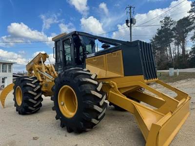 John Deere 748G III Skidder