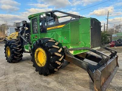 John Deere 748L II Skidder