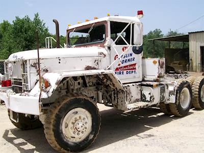 Autocar XSPOTTER ACTT42 Yard Spotter Truck