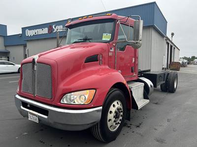 Kenworth T370 Single Axle Cab & Chassis Truck - Paccar, 300HP, 6 Speed Allison Hs Automatic