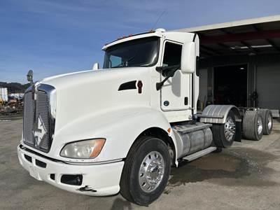 Kenworth T660 Tandem Axle Cab & Chassis Truck - Cummins, 500HP, 10 Speed Manual
