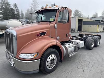 Peterbilt 384 Tandem Axle Cab & Chassis Truck - Paccar, 455HP, 10 Speed Ultrashift Plus Automatic