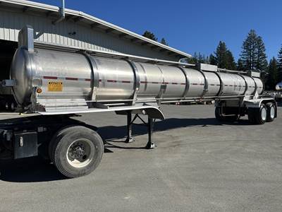 Beall Tandem Axle Stainless Steel Chemical / Acid Tank Trailer - Spring, Fixed Axle