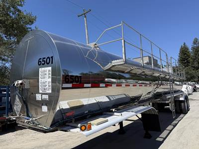 Brenner 6500 Gallon Chemical / Acid Tank Trailer