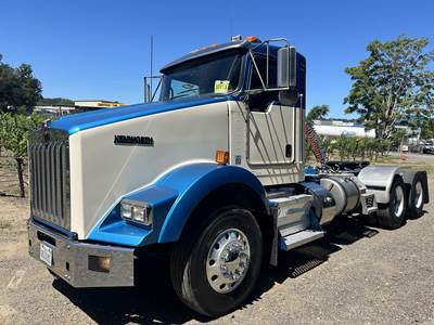 Kenworth T800 Day Cab Truck - Cummins 485HP, 10 Speed Manual