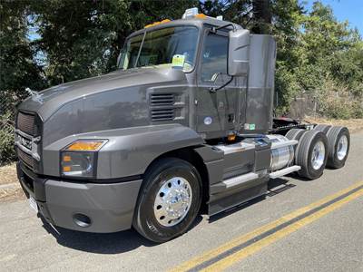Mack Anthem 64T Day Cab Truck - MP7 425HP, 12 Speed M Drive Amt