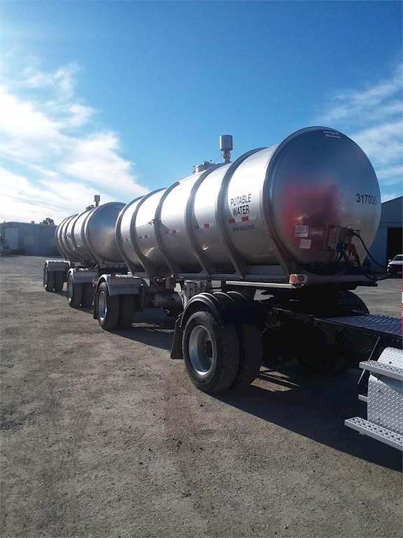 2017 Polar Single Axle Stainless Steel Food Grade Tanker