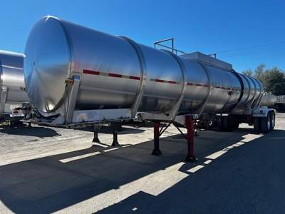 West-Mark Tandem Axle Stainless Steel Food Grade Tanker Trailer - Air Ride, Fixed Axle