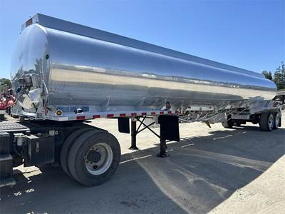 Heil 9500 GAL. Fuel Tanker Trailer