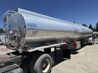 Heil 9500 GAL. Fuel Tanker Trailer