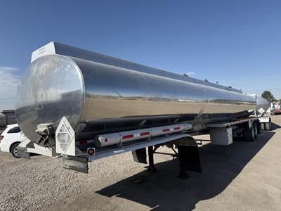 Polar Tandem Axle Aluminum Fuel Tanker Trailer - Air Ride, Fixed Axle