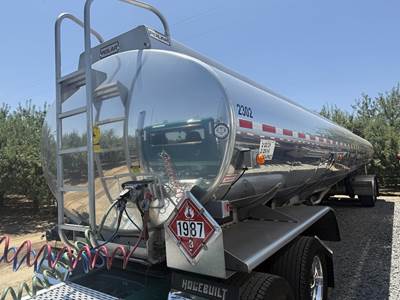 Polar 9500 GAL. Fuel Tanker Trailer