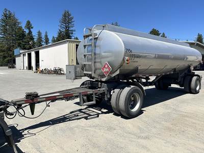 Weld-It 5342 GAL. Fuel Tanker Trailer