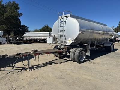 Beall 5400 Gallon Fuel Trailer