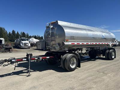 Weld-It 5206 GAL. Fuel Trailer