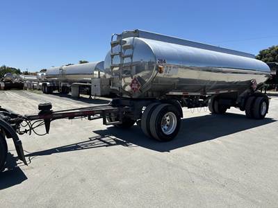 Weld-It 5342 GAL. Fuel Trailer