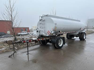 Weld-It 5350 GAL. Fuel Trailer