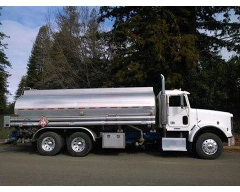1998 Freightliner FLD112 Gasoline / Fuel Truck For Sale Healdsburg